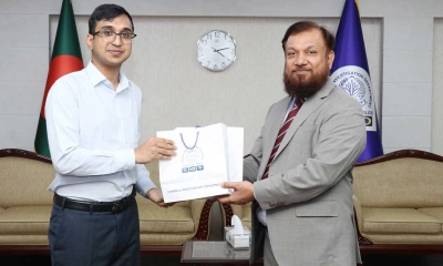 ঢাকায় সহকারী পুলিশ সুপারকে বিদায় সংবর্ধনা