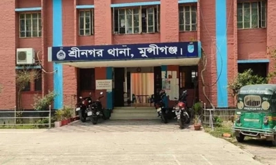 পুকুর থেকে যমজ শিশুর মরদেহ উদ্ধার, মা-বাবা আটক