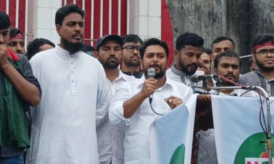 পথসভায় বক্তব্য দেন এনসিপির আহ্বায়ক নাহিদ ইসলাম। ছবি- সংগৃহীত