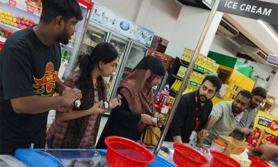স্বপ্নতে ১০০ টাকায় আনলিমিটেড আইসক্রিম!