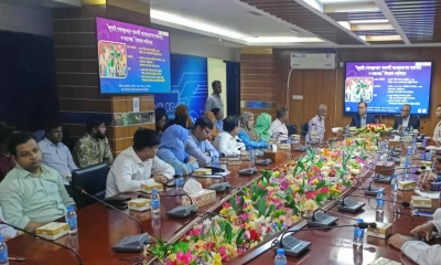 আগারগাঁওস্থ আইসিটি টাওয়ারে হাইটেক পার্ক কর্তৃপক্ষের সভাকক্ষে সেমিনার আয়োজিত হয়। ছবি- রূপালী বাংলাদেশ
