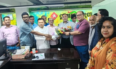রূপালী বাংলাদেশ পরিদর্শনে বিএনপি চেয়ারপারসনের উপদেষ্টা মাহিদুর রহমান