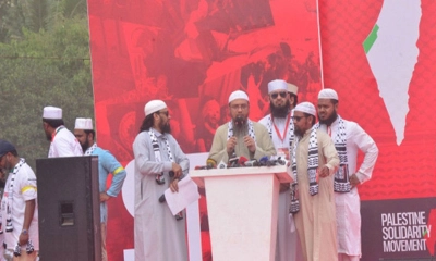 বাংলাদেশের সব মানুষ ফিলিস্তিনিদের পাশে আছে: শায়খ আহমাদুল্লাহ