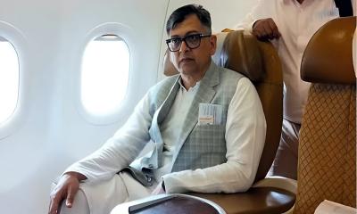 সালাহউদ্দিন আহমদ ‘মায়ের বুকে’ ফিরছেন