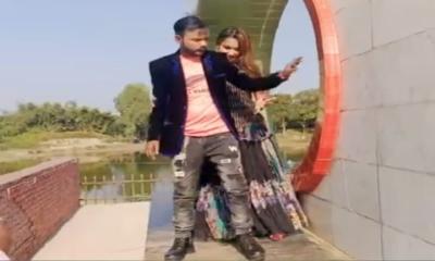 স্মৃতিস্তম্ভে জুতা পায়ে হিরো আলমের টিকটক, সমালোচনার ঝড়