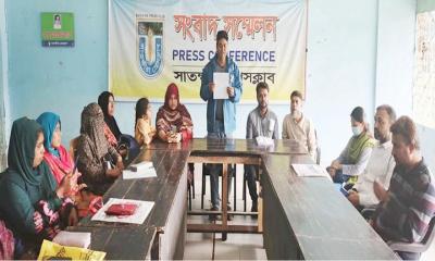 সাতক্ষীরায় লটারীতে টিকে থাকা ৭১ শিক্ষার্থীর ভর্তিতে সংবাদ সম্মেলন