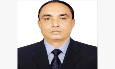পুলিশের খাতায় পলাতক চেয়ারম্যান, অফিস করছেন বহাল তবিয়তে