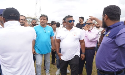 বরিশাল স্টেডিয়ামে আমিনুল ইসলাম বুলবুল। ছবি- সংগৃহীত