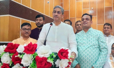 ক্ষ্মীপুরে বাজুসের ৬০ বছর পূর্তি অনুষ্ঠানে বক্তব্য দেন বিএনপির যুগ্ম মহাসচিব শহিদ উদ্দিন চৌধুরী এ্যানি। ছবি- রূপালী বাংলাদেশ