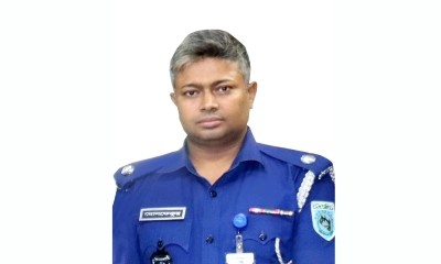 গোপালগঞ্জে হামলার ঘটনায় ফেসবুকে ট্রল, এএসপি প্রত্যাহার