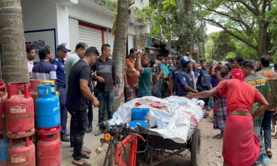 কুমিল্লায় তিনজনকে পিটিয়ে হত্যা