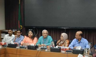 নির্বাচনে গোয়েন্দা সংস্থার হস্তক্ষেপ গুরুতর অন্যায় : বদিউল আলম