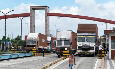 ছুটির দিনেও খোলা বেনাপোল কাস্টমস হাউস