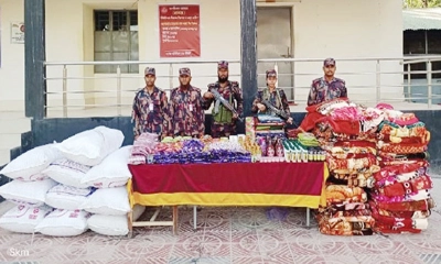 যশোর সীমান্তে ৫১ লাখ টাকার ভারতীয় পণ্য ও মাদক জব্দ
