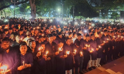 গণঅভ্যুত্থানে শহীদদের স্মরণে ছাত্রদলের মোমবাতি প্রজ্বলন