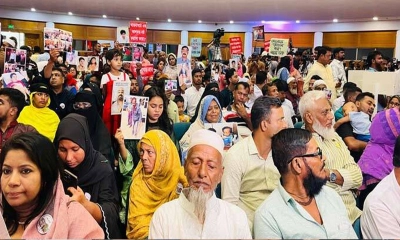 শত ফোনেও সারজিস-হাসনাতকে পাওয়া যায়নি, শহীদের মায়ের আক্ষেপ