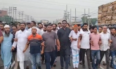 নারায়ণগঞ্জে ছাত্রলীগের মিছিলের প্রতিবাদে বিএনপির বিক্ষোভ