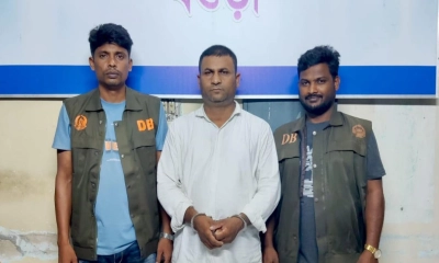 বগুড়ায় জাতীয় পার্টি নেতা গ্রেপ্তার