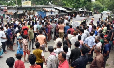 ‘লিটনের পা চাই’ বিক্ষোভে গর্জে উঠলো নিমতলা বাজার
