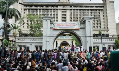 নগর ভবনে তালা, ঈদে ঢাকা পরিষ্কার রাখাই চ্যালেঞ্জ