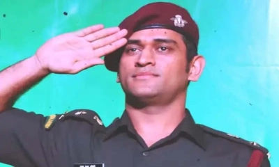 পাকিস্তানের বিরুদ্ধে বন্দুক হাতে ধোনির  যুদ্ধে নামার গুঞ্জন!