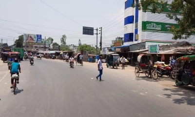 তাপপ্রবাহে পুড়ছে ফুলবাড়ী, রাস্তা-ঘাট ফাঁকা