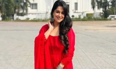 অস্ত্রোপচারের পর কেমন আছেন দীপিকা?