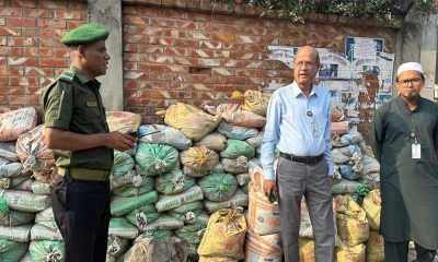 হাতিরঝিলে ফুটপাত থেকে বালুর বস্তা সরানোর নির্দেশ