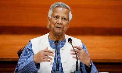 টোকিও থেকে ঢাকার পথে প্রধান উপদেষ্টা