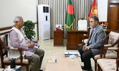 প্রধান উপদেষ্টার সঙ্গে সিইসির সাক্ষাৎ
