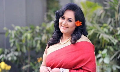 এবার শিল্পী থেকে লেখক হলেন ফাহমিদা নবী