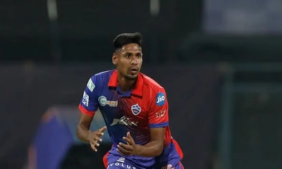 আইপিএল ইতিহাসে বাংলাদেশের সেরা বোলার মোস্তাফিজ