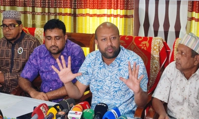 অন্তর্বর্তী সরকারকে চ্যালেঞ্জ করা ক্যু’র শামিল: ফুয়াদ