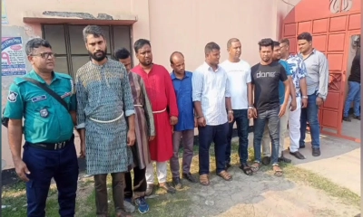 যুবদল-ছাত্রদলের নেতাসহ ১০ জনের কোমরে দড়ি বেঁধে থানায় নিল পুলিশ
