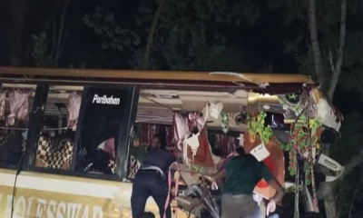 গোপালগঞ্জে বাস-ট্রাক সংঘর্ষ, নিহত ৩