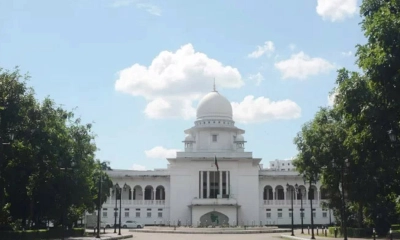 বিচারকদের শৃঙ্খলা বিধি: রিভিউ আবেদনের আদেশ স্থগিত