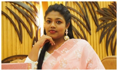 ফেসবুকে বমি ছড়াবেন না, নুসরাতের স্ট্যাটাস