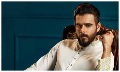 ‘লুঙ্গি’ নিয়ে সিয়ামের স্ট্যাটাস