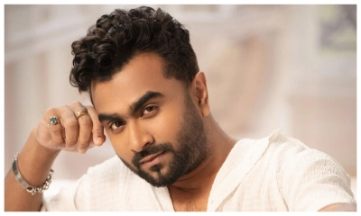 টিকিট পেলেন না গায়ক ইমরান