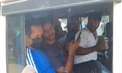 পশ্চিমবঙ্গে ২ আ.লীগ নেতা ও পলাতক এসপি আটক, পরে মুক্তি