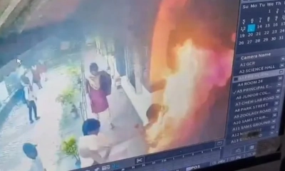 ছাত্রীর নিজের গায়ে আগুন দেয়ার সিসিটিভি ফুটেজ থেকে নেয়া দৃশ্য। ছবি- সংগৃহীত
