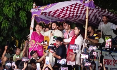 দুই উপদেষ্টার পদত্যাগ চাইলেন ইশরাক