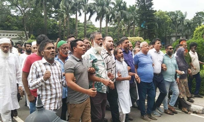 নগর ভবনে আজও ‘ইশরাক ইশরাক’ স্লোগানে উত্তাল
