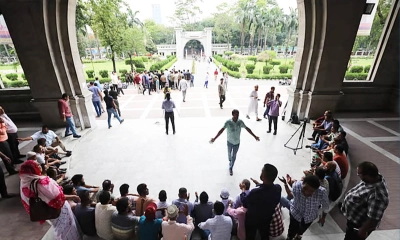 নগর ভবনে ফের ইশরাক সমর্থকদের বিক্ষোভ