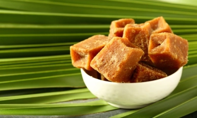 আখের গুড়ের উপকারিতা-অপকারিতা