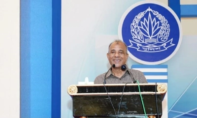পুলিশকে নিরপেক্ষভাবে দায়িত্ব পালন করতে হবে : স্বরাষ্ট্র উপদেষ্টা