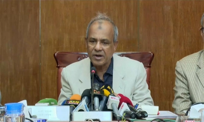 সিভিল ড্রেসে আসামি ধরতে পারবে না পুলিশ: স্বরাষ্ট্র উপদেষ্টা