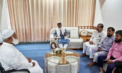 জামায়াত আমিরের বাসায় ধর্ম উপদেষ্টা