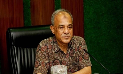 শেখ হাসিনাকে ফেরাতে চেষ্টা চলছে: স্বরাষ্ট্র উপদেষ্টা