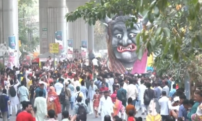 আনন্দ শোভাযাত্রায় ‘ফ্যাসিবাদের প্রতিকৃতি’